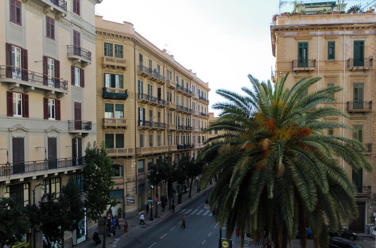 On The Way Hostel Palerme Extérieur photo